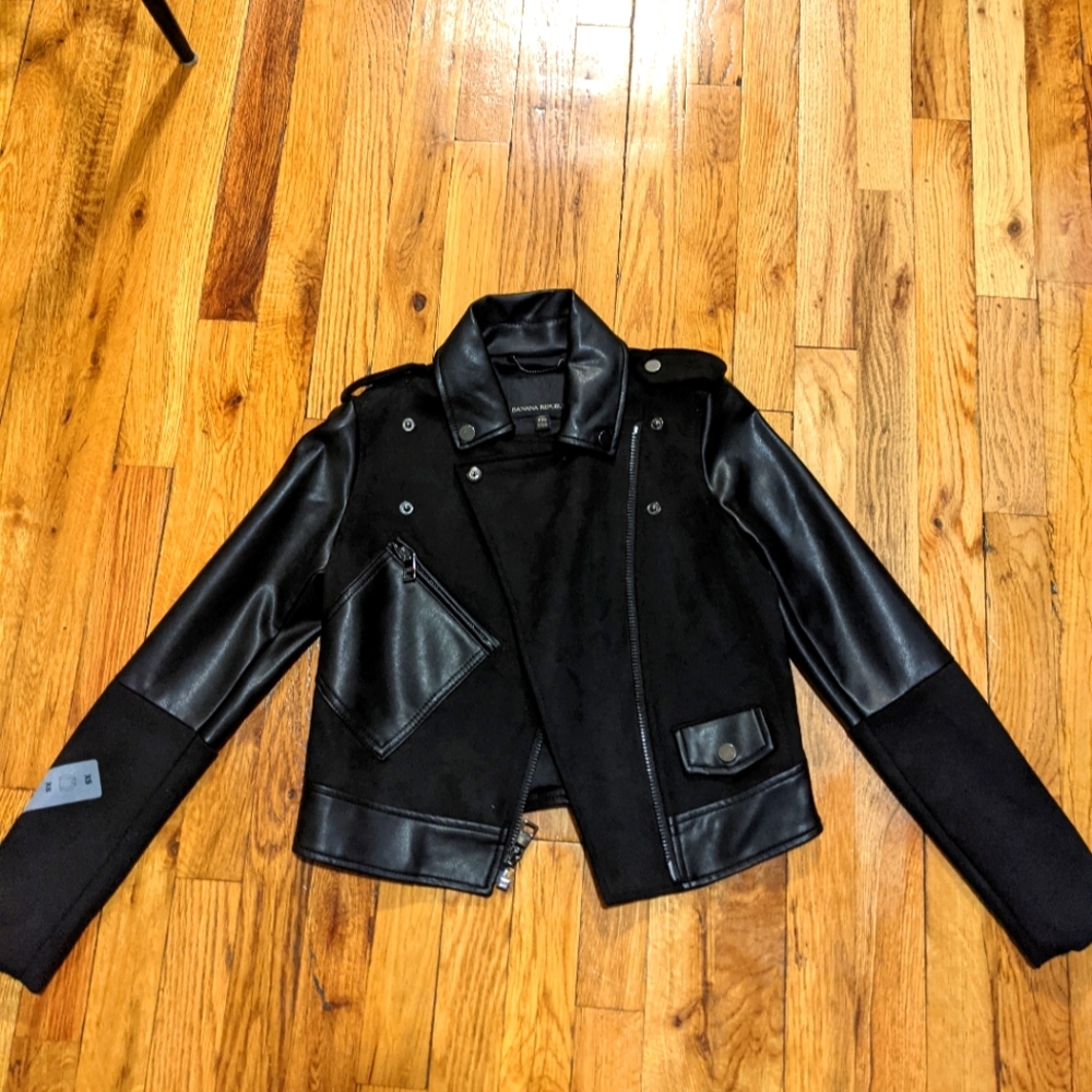 NWOT Banana Republic XXS petite black faux leather/suede jacket